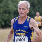 Veteran runner David Warren came 43rd in the race overall out of a total of 413 finishers.