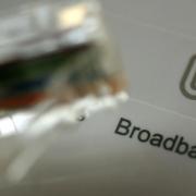 The Welsh Liberal Democrats are calling on the UK Government to direct Ofcom to instate mandatory and universal broadband and mobile social tariffs for vulnerable consumers.
