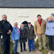 Huw Williams from the Cardigan, Crymych, and Newcastle Emlyn Police met with Eglwys y Grog Mwnt church officers, Cyngor Cymuned y Ferwig Community Council  and Ceredigion County Council councillors.