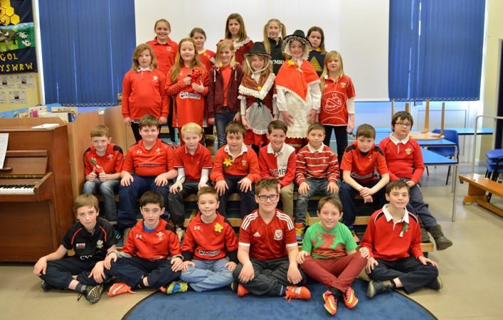 Eglwyswrw School years five and six.
Picture: Tivy-Side Advertiser/Western Telegraph